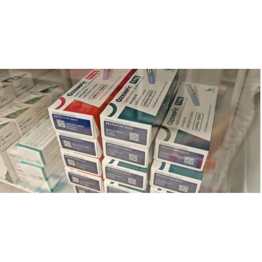 Confezioni originali sigillate pronte per la spedizione